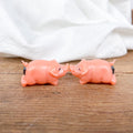 Magnetic pigs in love