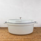 Cocotte en fonte ovale truffe blanche