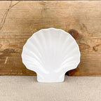 Porcelain scallop