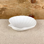 Porcelain scallop