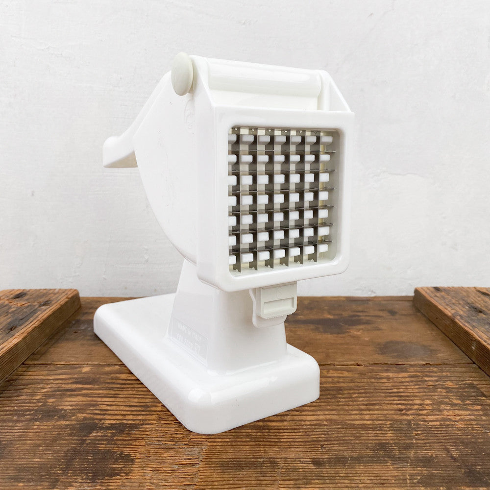 Polypropylene and stainless steel fry cutters