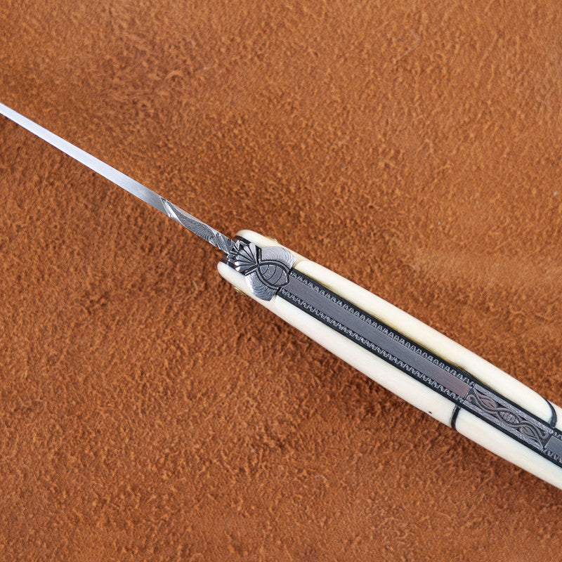 Couteau Laguiole ivoire de mammouth