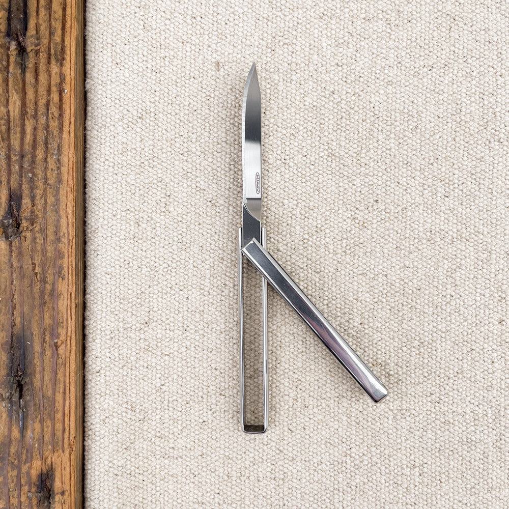 Folding cube knife