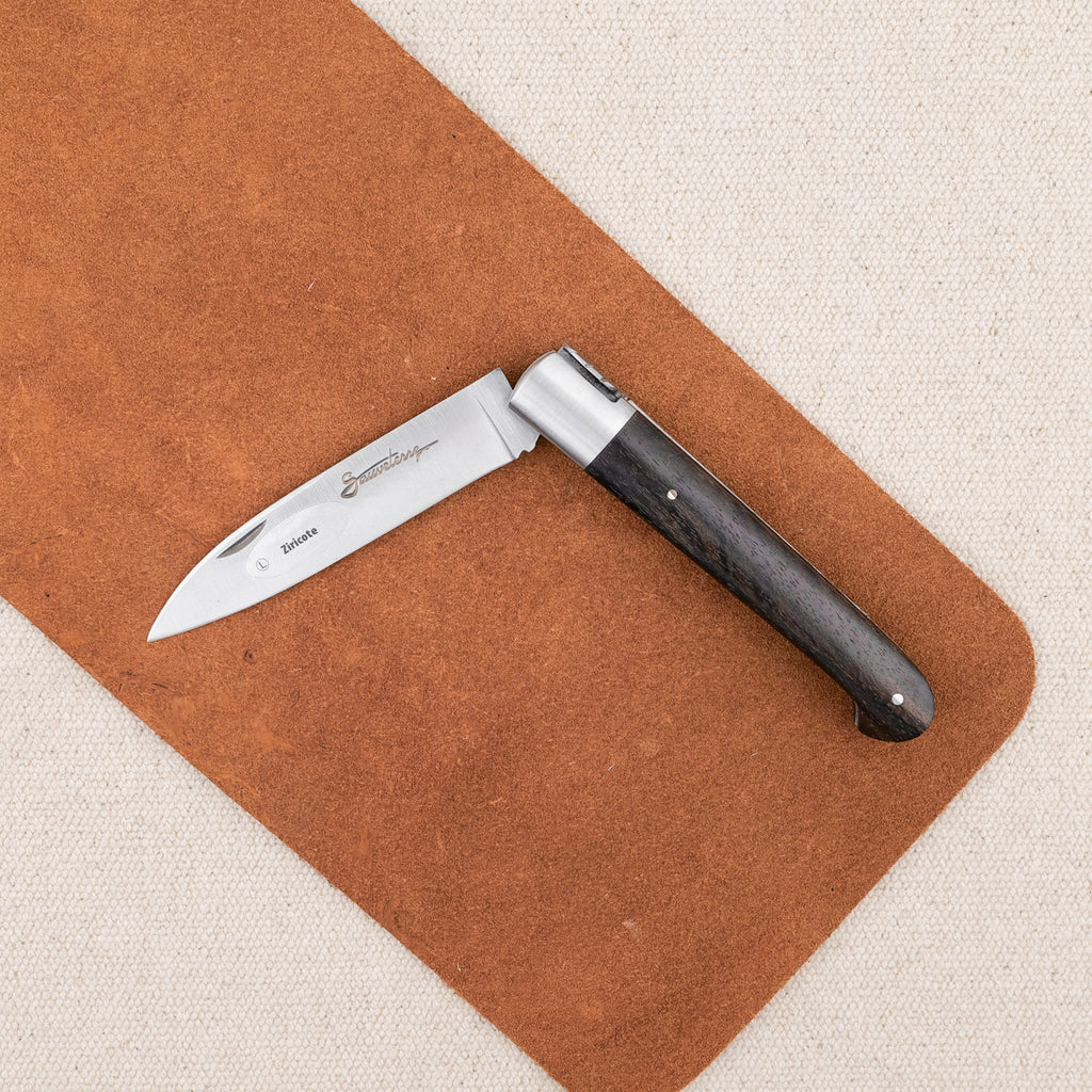 Couteau Laguiole en Aubrac en ziricote