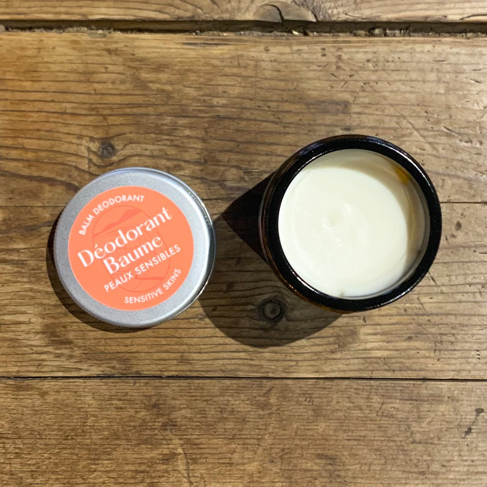 Solid deodorant for sensitive skin