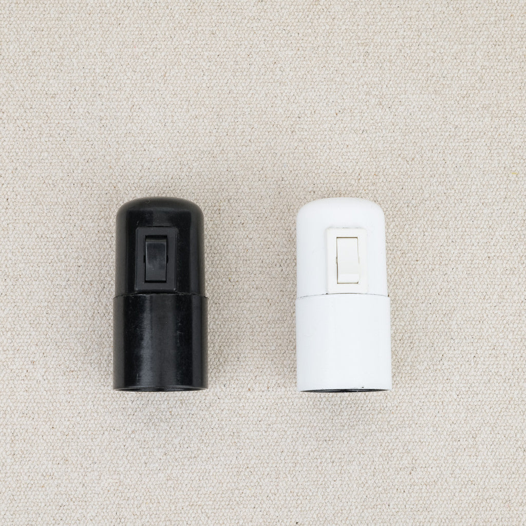 Douille E27 en bakelite avec interrupteur intégré