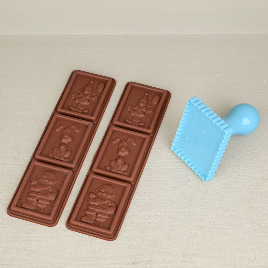 Chocolate biscuit cookie cutter