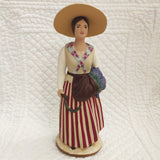 Woman with lavender 18cm