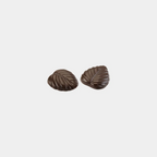 Feuilles d'arbre en chocolat noir