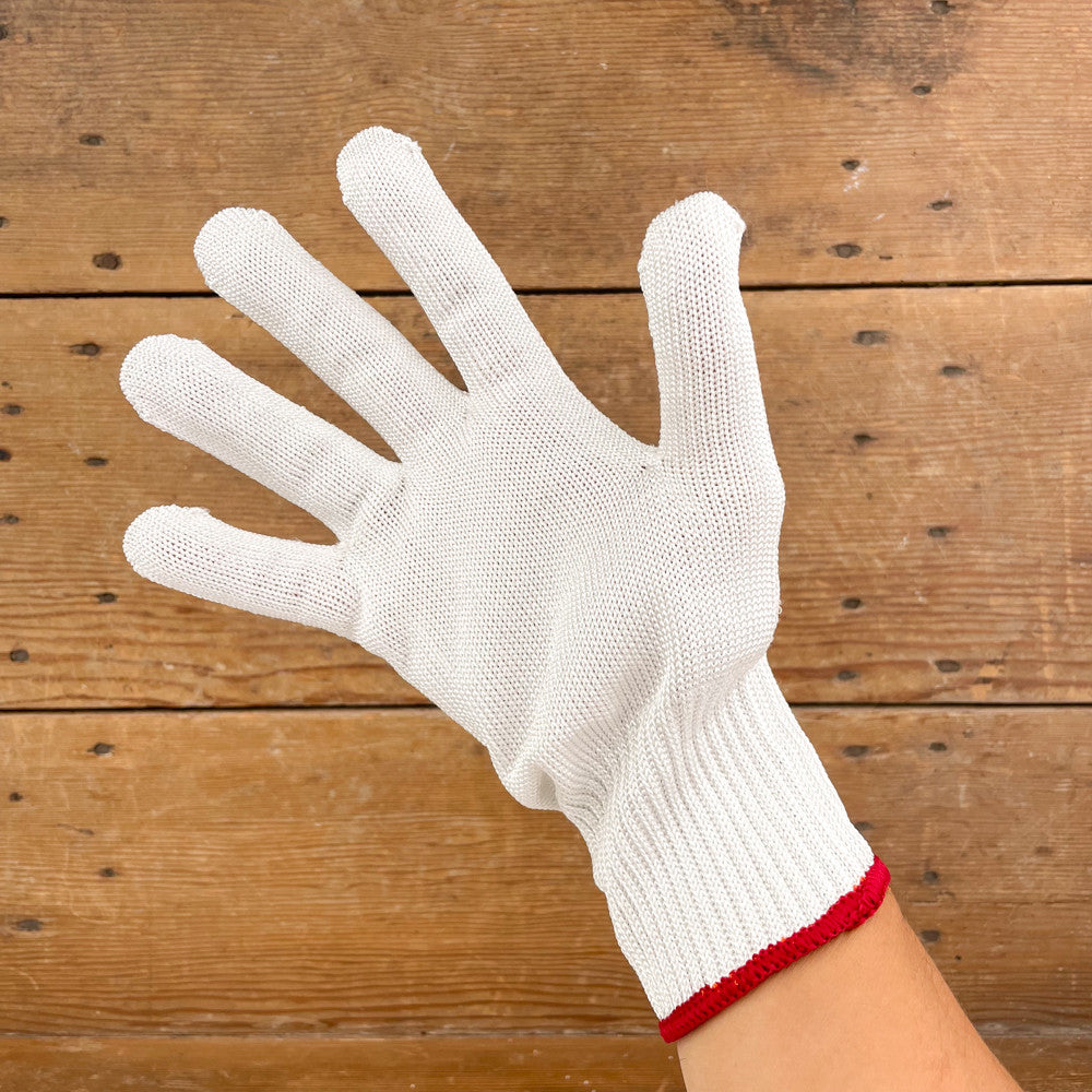 Victorinox cut-resistant protective glove size M
