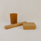 Gobelet en bois d'épicéa liquide
