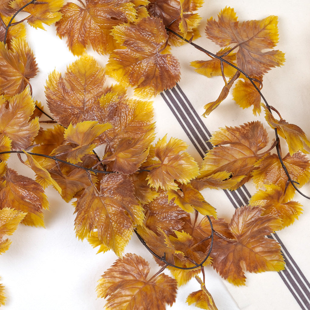 Autumn leaf garland