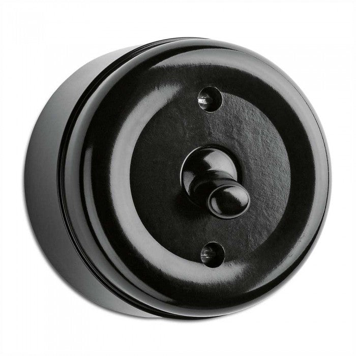 Toggle switch