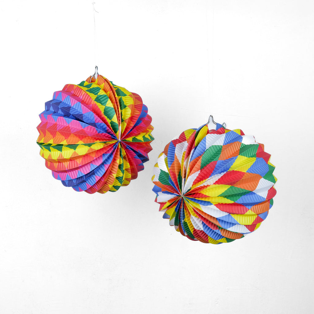 Multicolored lantern