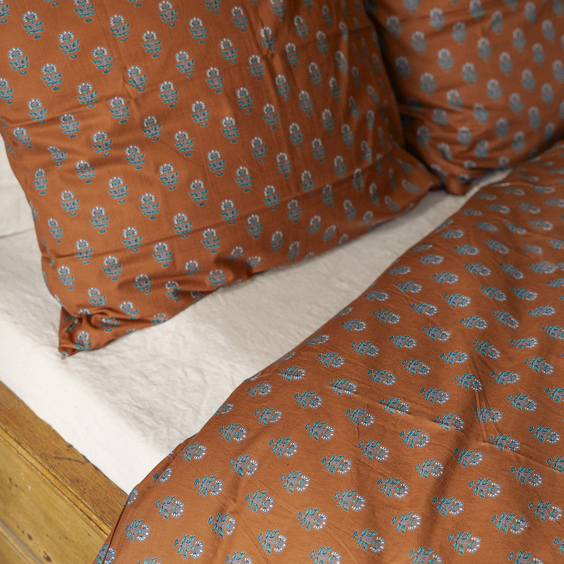 2 Dandelion Brown pillowcases