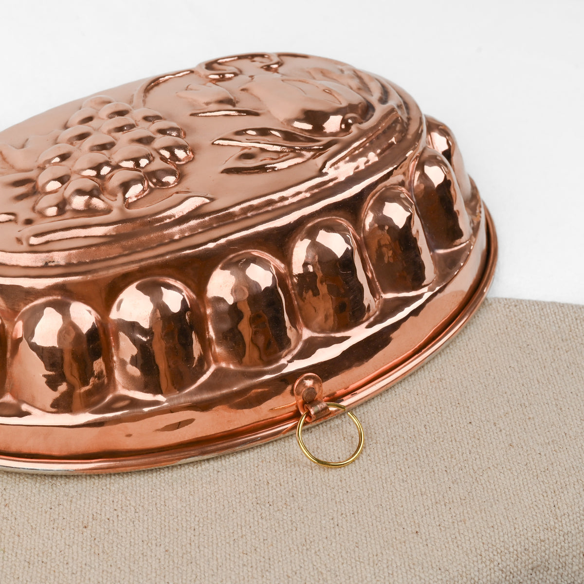 Oval copper cake mould