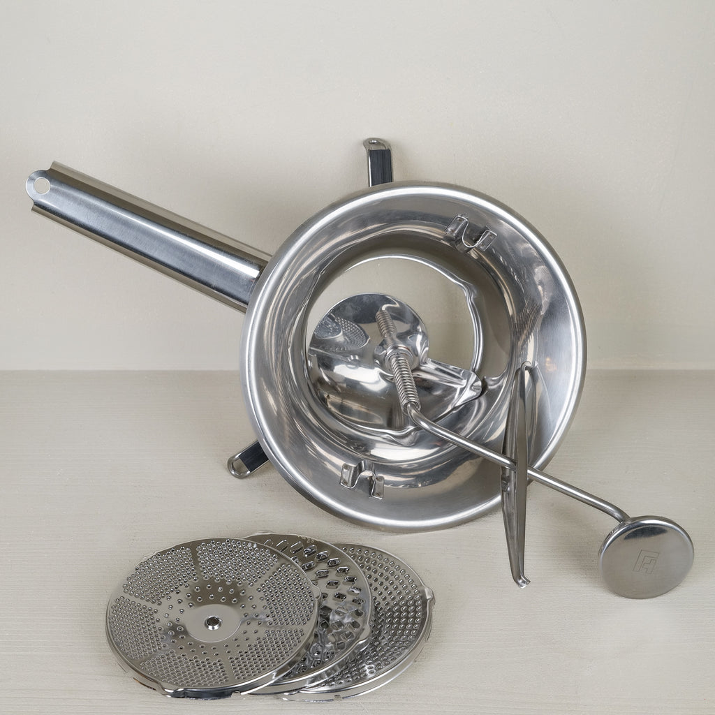 Tellier Gobel et Cie N3002BG N3004BG moulin passe-légumes inox avec ses trois grilles interchangeables détachées