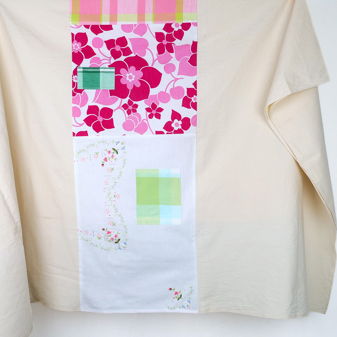 Nappe patchwork pièce unique rose bleu vert