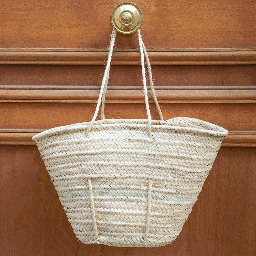 Panier traditionnel en palmier