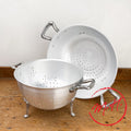 Aluminium colander on feet