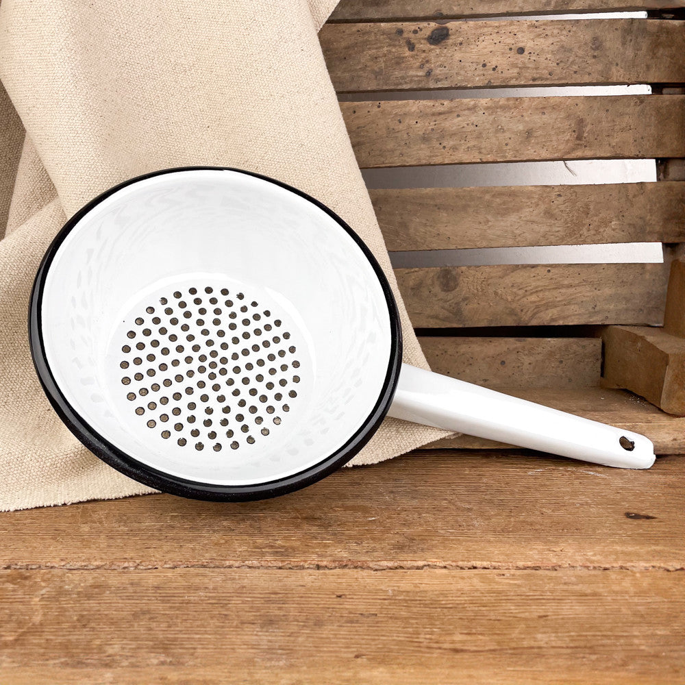 Zangra enamel colander