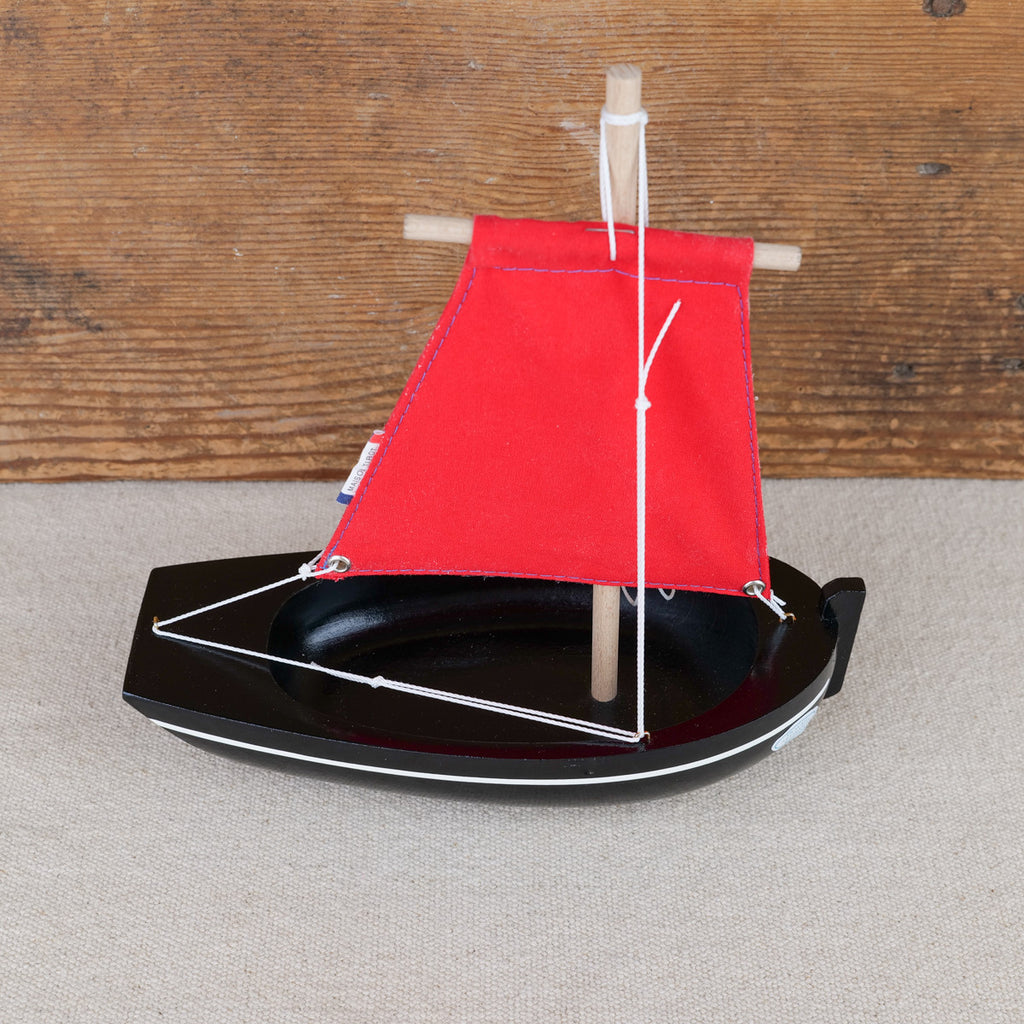 Tirot small misainier sailing boat