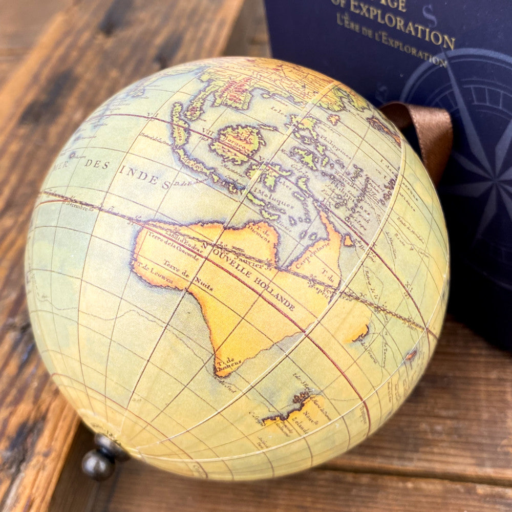 Petit globe terrestre à suspendre