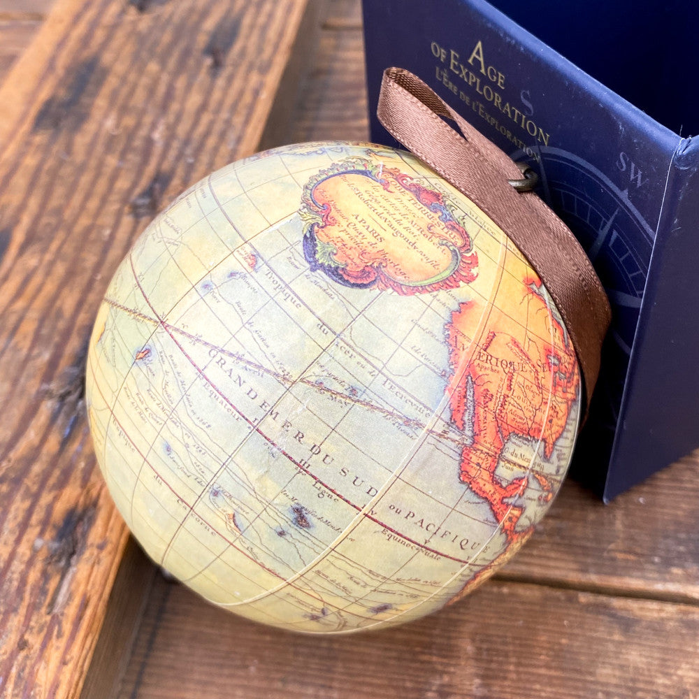 Petit globe terrestre à suspendre