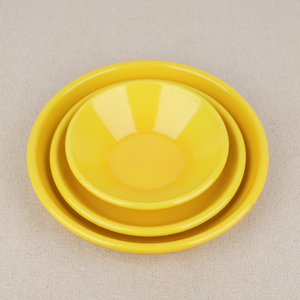 Petite assiette creuse en émail Ø 17cm