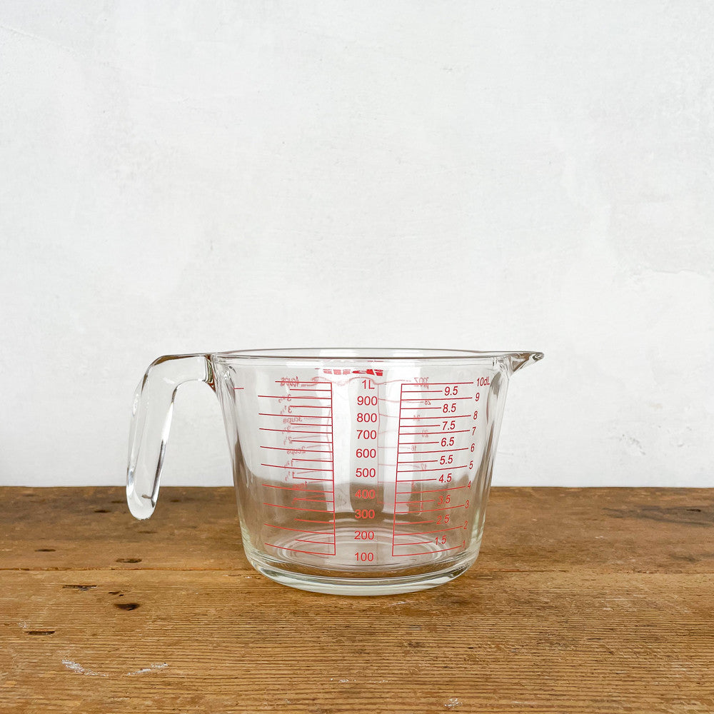 Pichet doseur en verre 0.5 L / 1 L