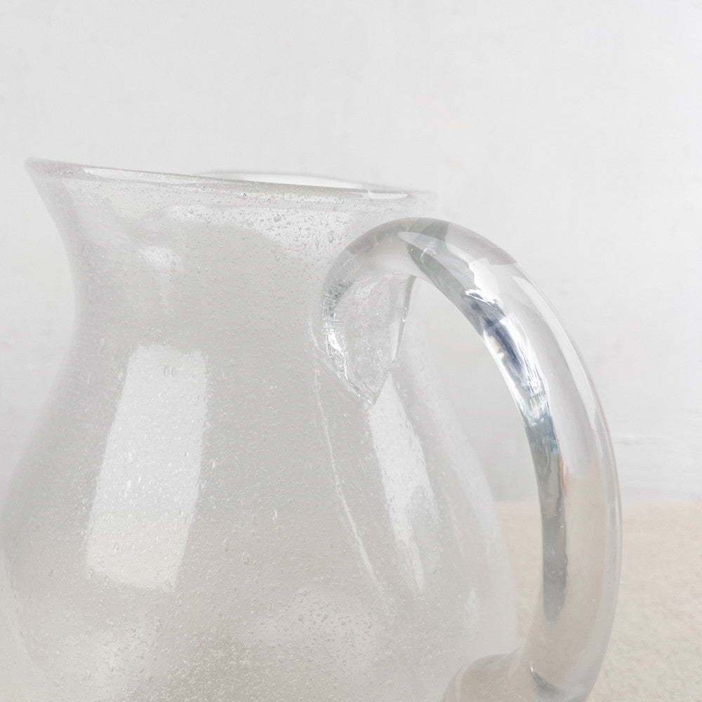 Pichet en pâte de verre soufflé 1,6L