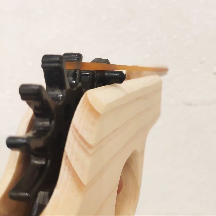 Pistolet à élastiques