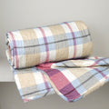 Plaid coton matelassé motif écossais 130x180 cm Ib Laursen, carreaux bleu beige prune pour canapé ou lit