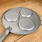 Poêle Minéral B pour 3 blinis