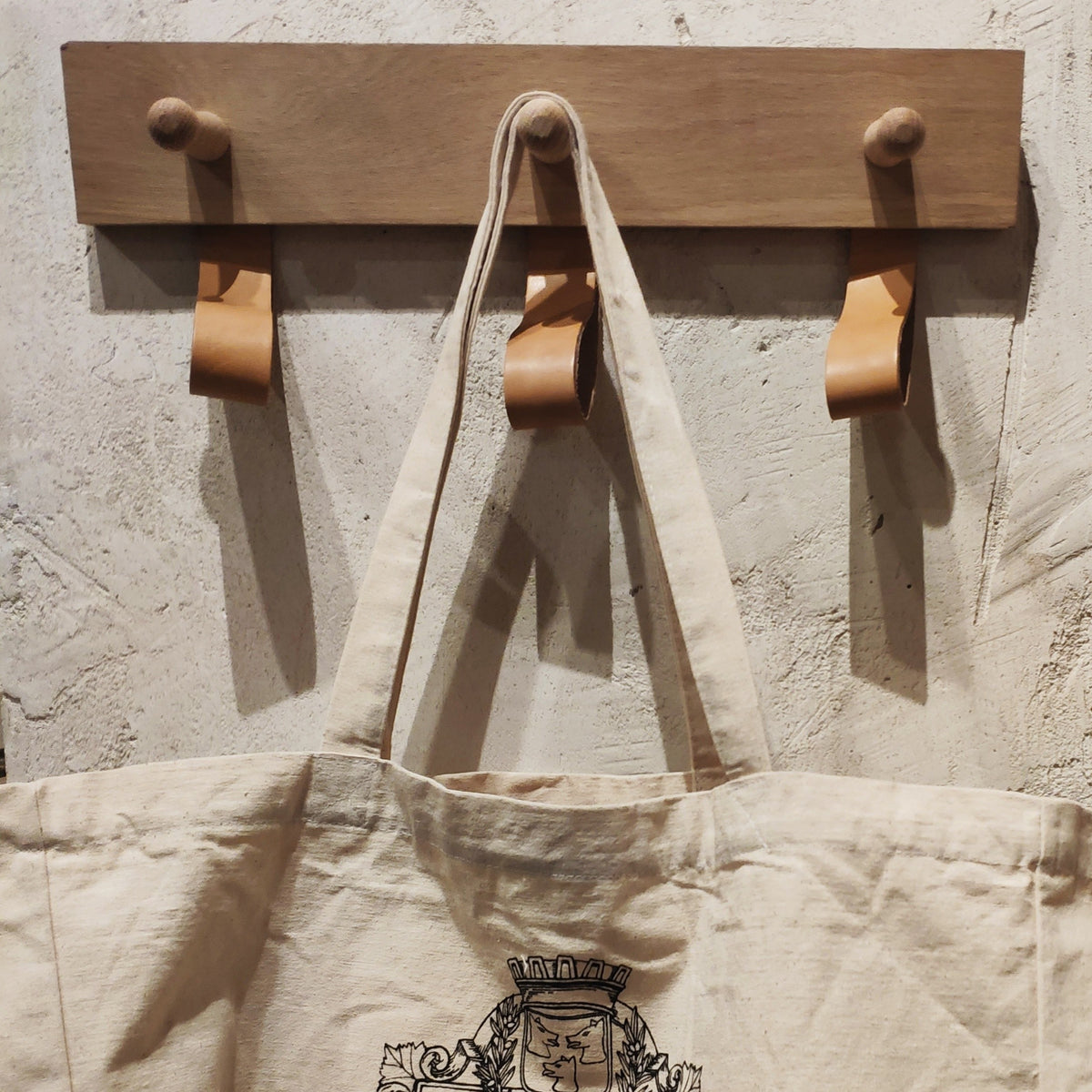 Porte manteau 3 patères bois et cuir