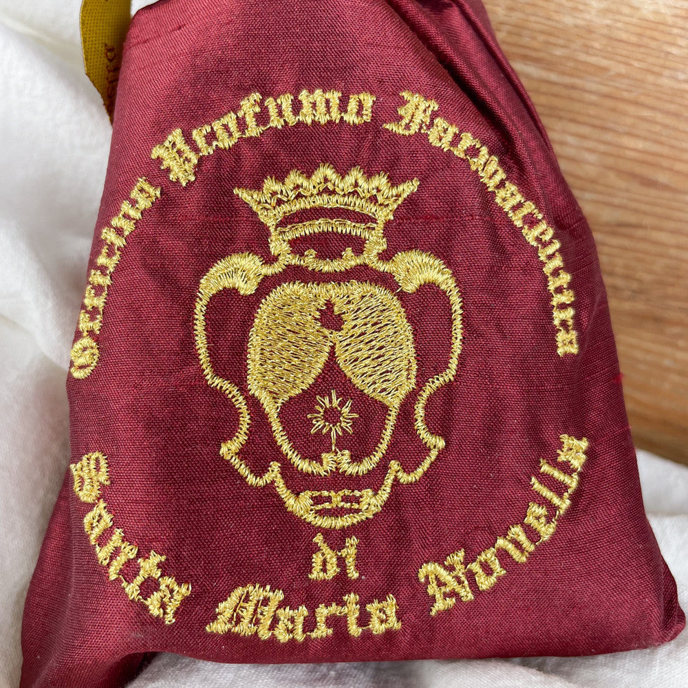 Santa Maria Novella silk pot-pourri sachet