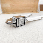 Presse-ail blanc inox