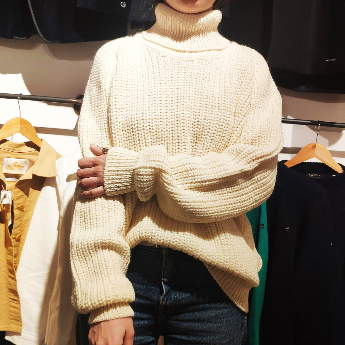 Pull col roulé crème