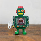 Robot mécanique vert