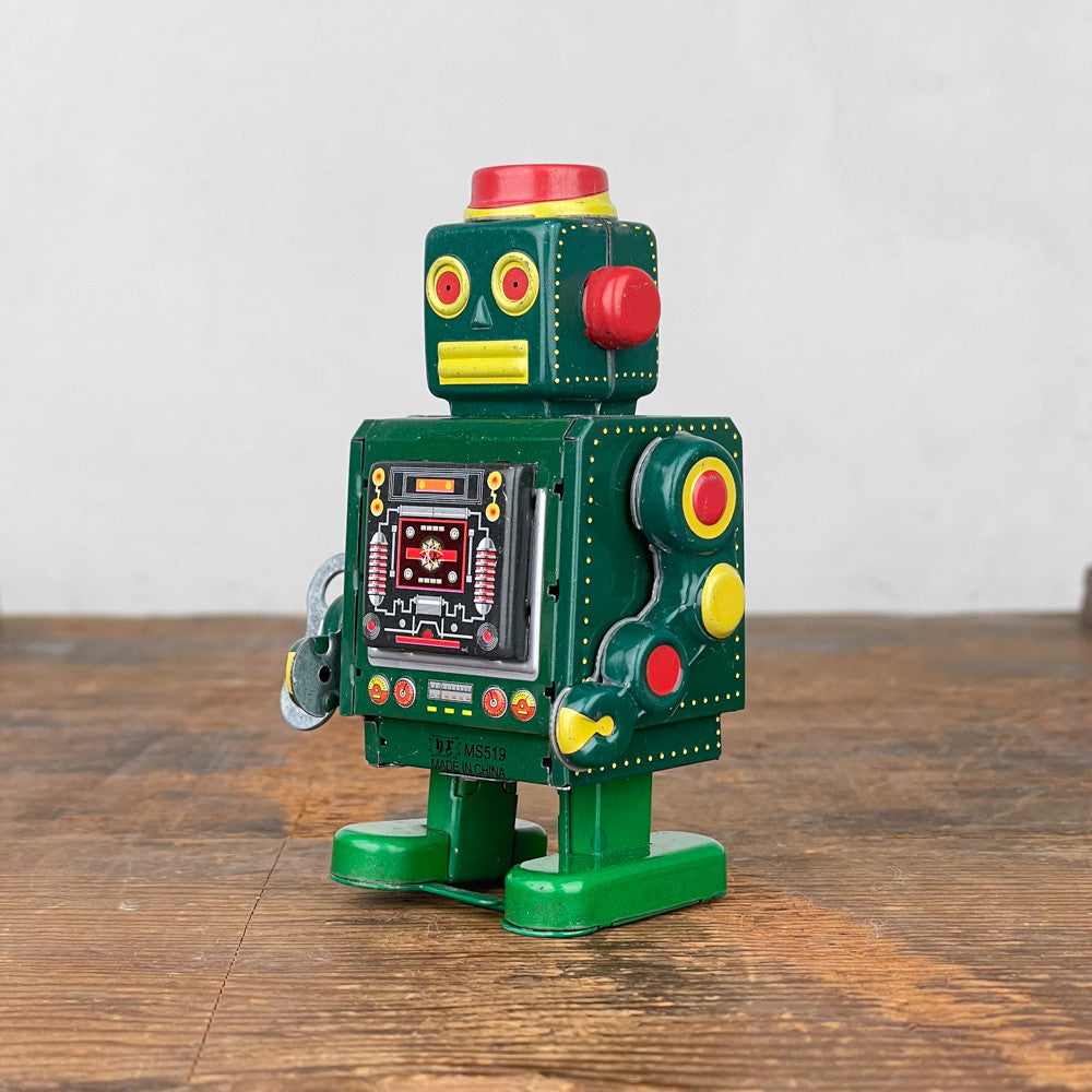 Robot mécanique vert