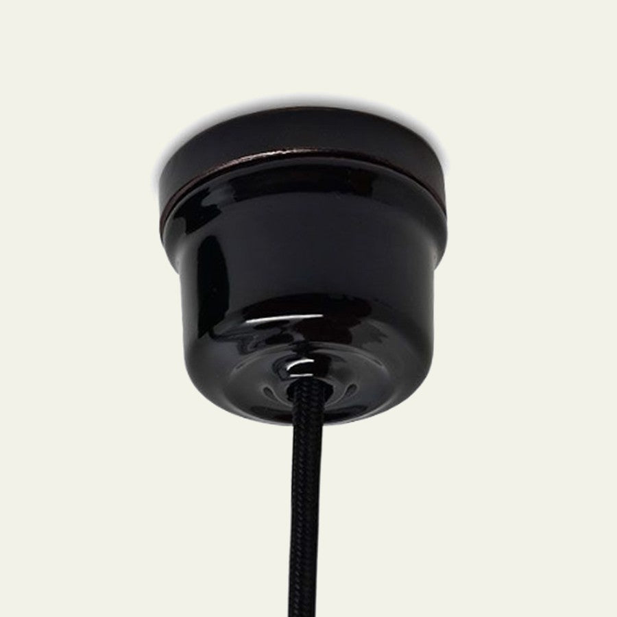 Rosace en porcelaine noire