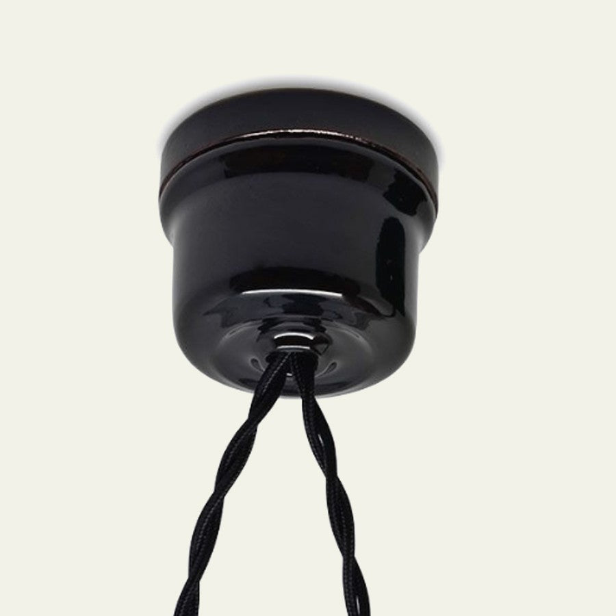 Rosace en porcelaine noire