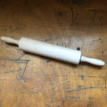 Rolling pin with handles