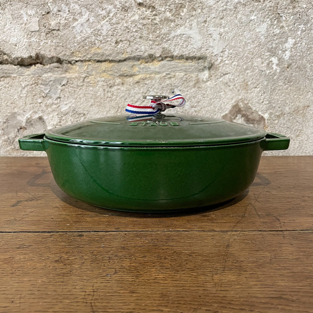 Sauteuse en fonte vert basilic