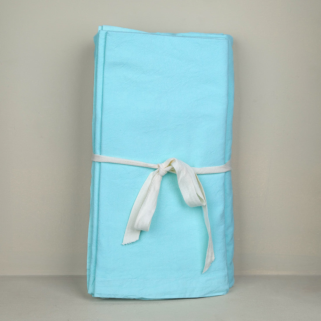 Duvet cover 230 × 260 cm and 2 pillowcases 70 x 70 cm aquamarine blue