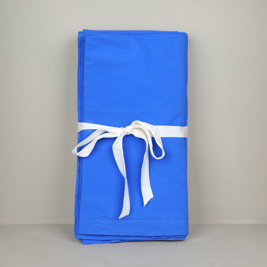Duvet cover 230 × 260 cm and 2 pillowcases 70 x 70 cm royal blue