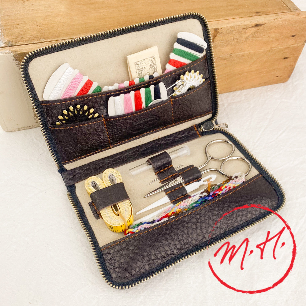 Trousse de couture de voyage en cuir