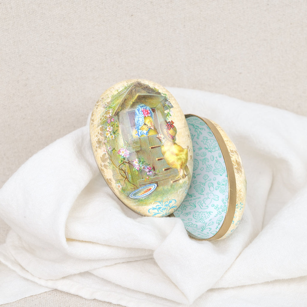 Beatrix Potter Easter egg 12 cm