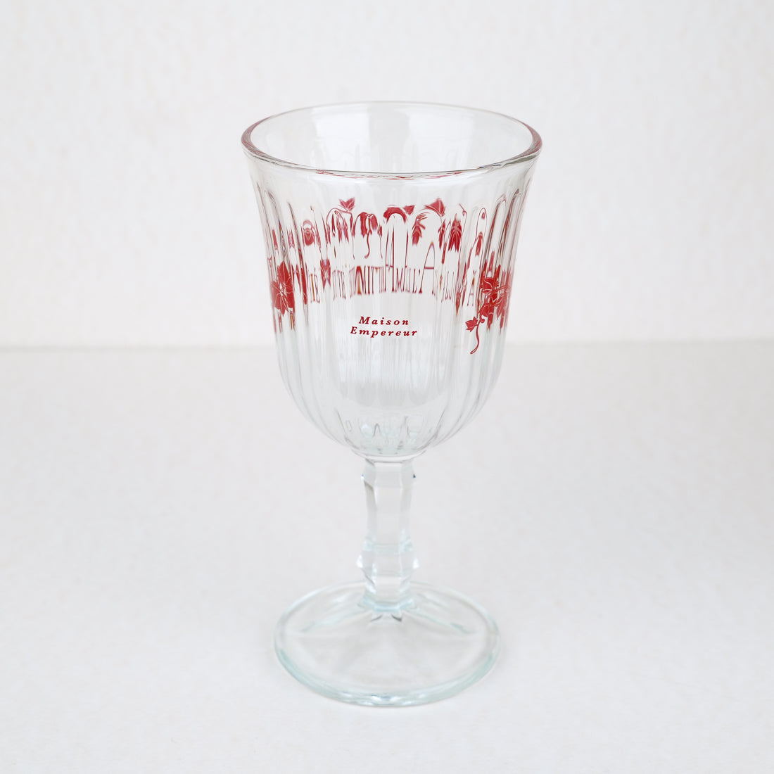 Verre de l'Amitié Empereur à pied en verre 18 cl, fabrication portugaise, décor rouge floral et cannelures